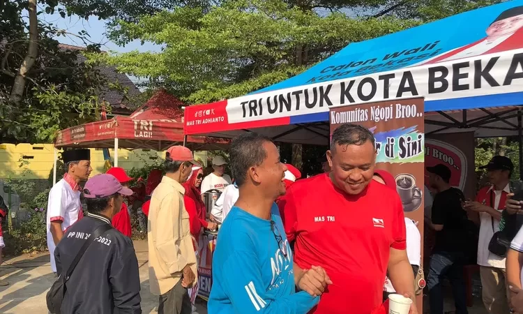 Layanan Kesehatan GRATIS : Tri Adhianto Berikan ke Warga Pondok Gede